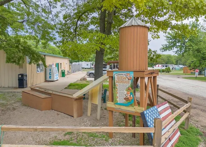 Breezy Bunker Кемпинг *